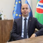 Kurite na drva ali pelete? To novo obveznost vam bodo naložili leta 2026 …