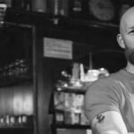 Pogumen 5-letnik se zlomi: spomnil se je trenutka, ko je rešil življenje svojemu očetu