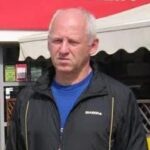 Zobozdravnik brezplačno popravlja zobe revnim ljudem po vsem svetu: “Želimo jim dati nov začetek”