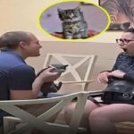 2-letna hčerka na igračko narisala znamenje, ki ga ima mama na obrazu. Ganljivo!